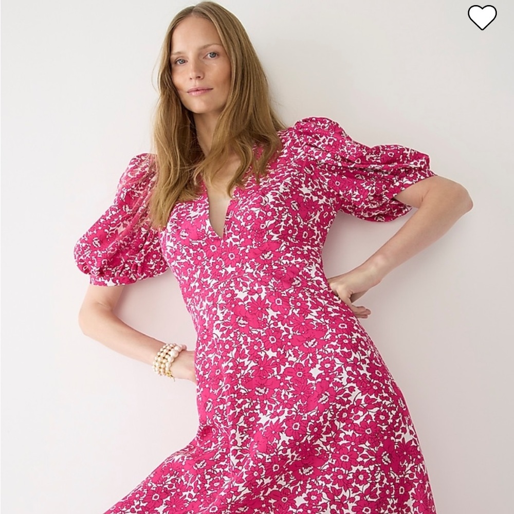 Jcrew  puff-sleeve V-neck maxi dress in
drapey floral